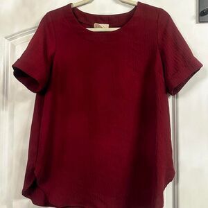 Betsey's Boutique Shop Women's Burgundy and Red Blouse